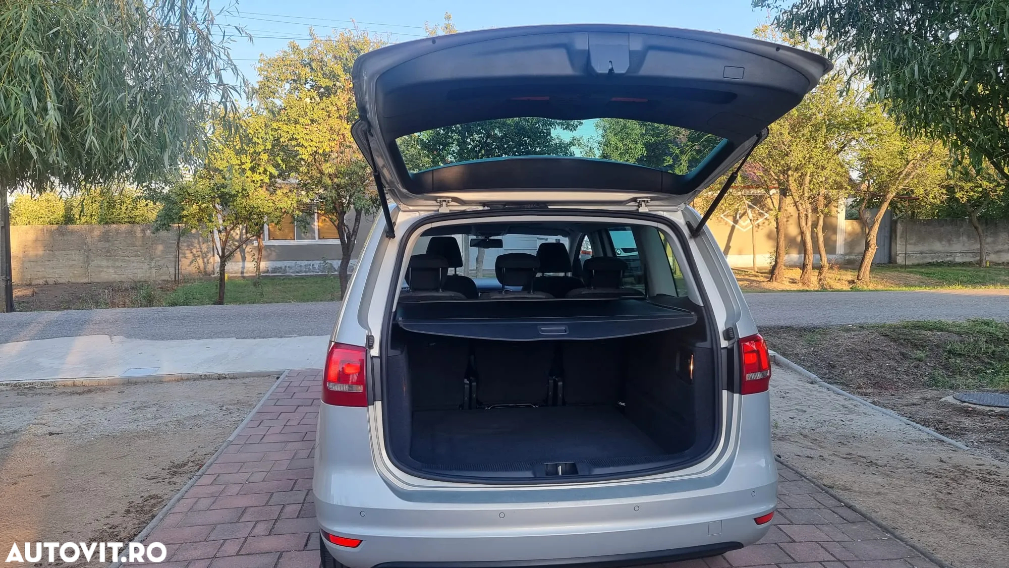 Volkswagen Sharan - 14