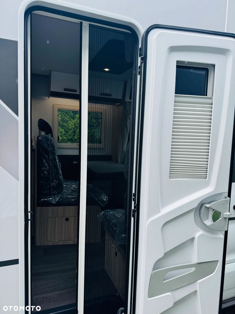 Ford Sunliving S75 SL - 7