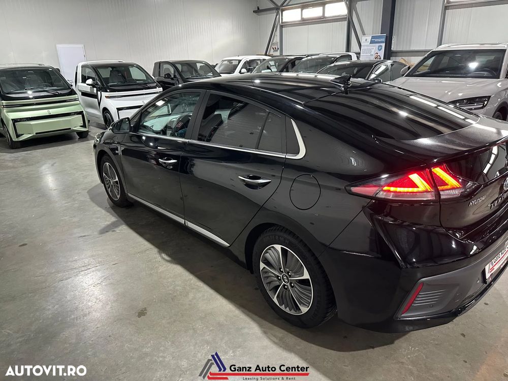 Hyundai IONIQ 1.6 GDI Premium - 38