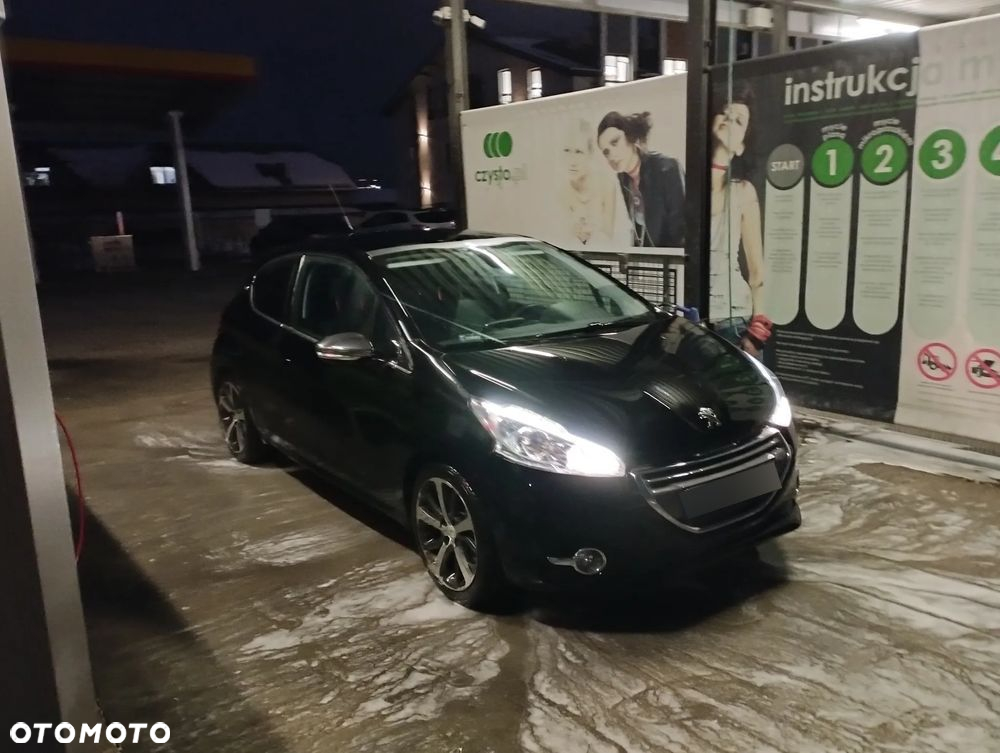 Peugeot 208 155 THP Allure - 2