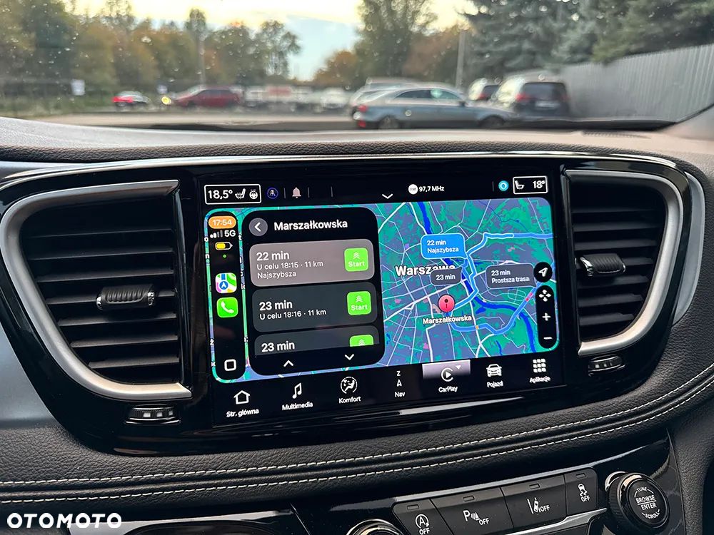 Chrysler Pacifica - 32