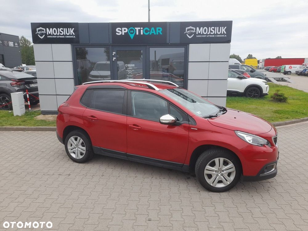 Peugeot 2008 1.2 Pure Tech Style S&S EAT6 - 4