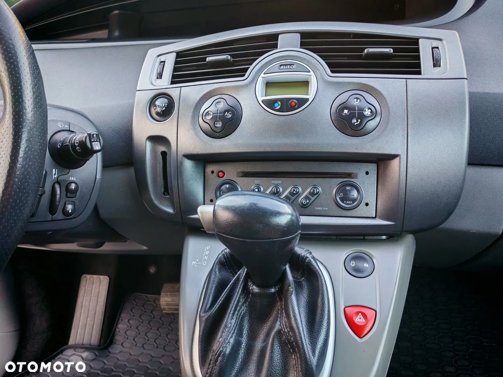 Renault Scenic - 8