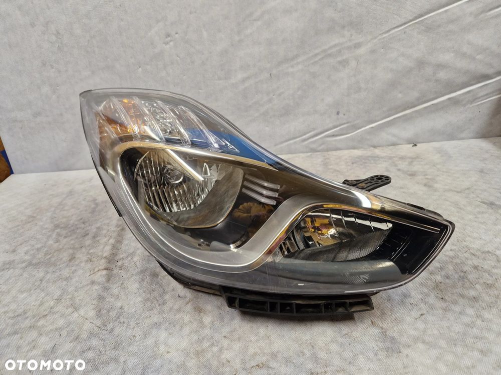 Hyundai IX20 Lampa Prawa Czarna + Halogen - 4