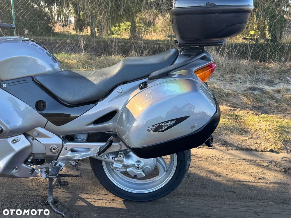 Honda Deauville - 12