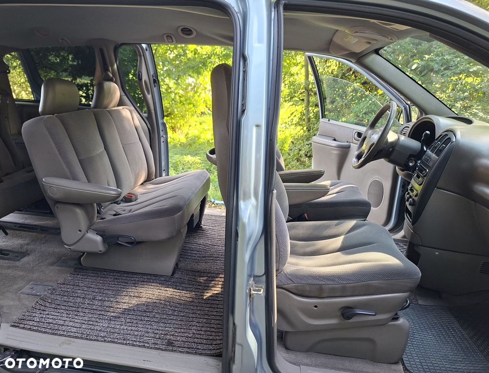 Chrysler Grand Voyager 3.3 LX - 39