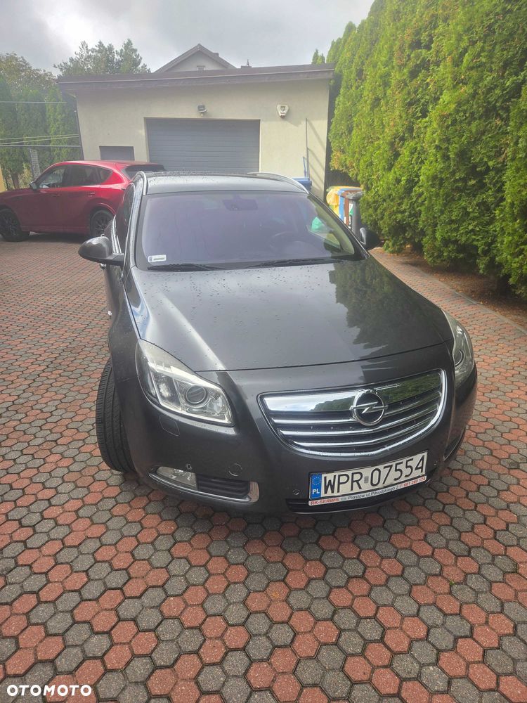 Opel Insignia - 1