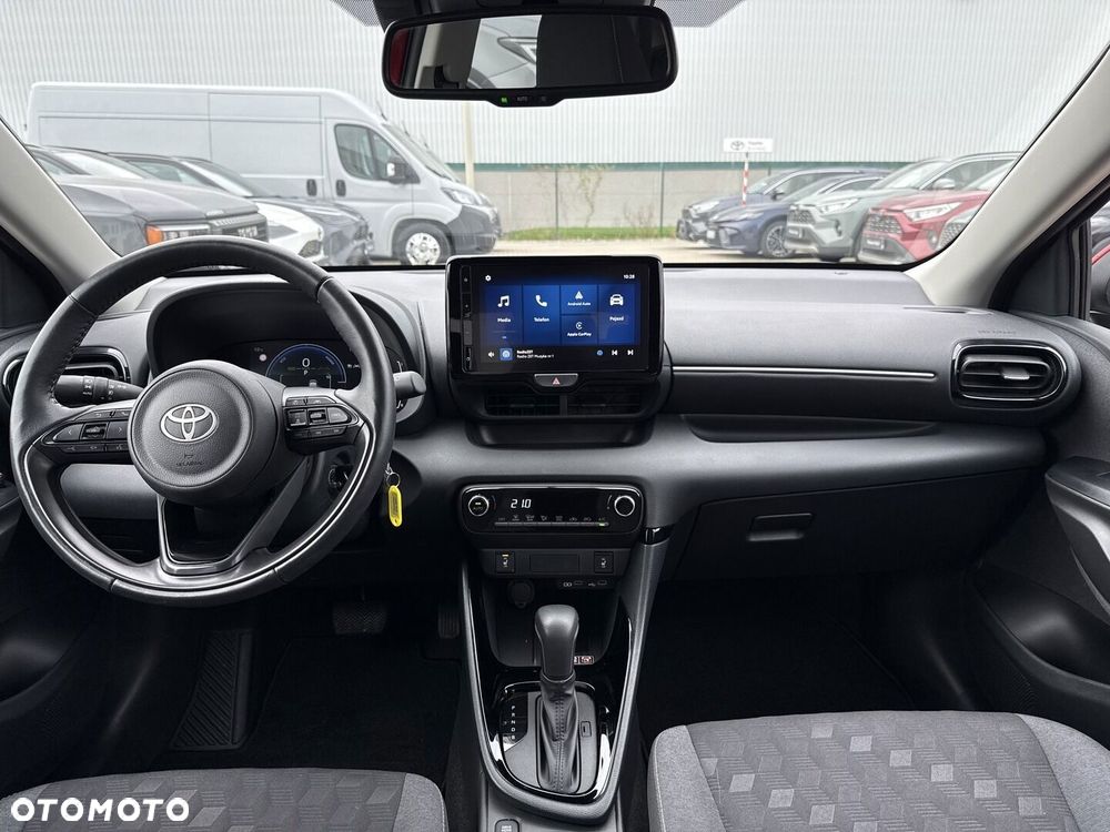 Toyota Yaris Hybrid 1.5 Style - 9