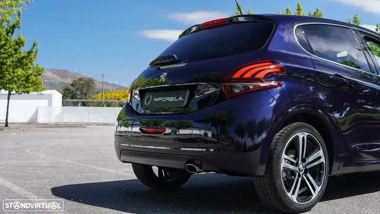 Peugeot 208 1.2 PureTech GT Line - 16