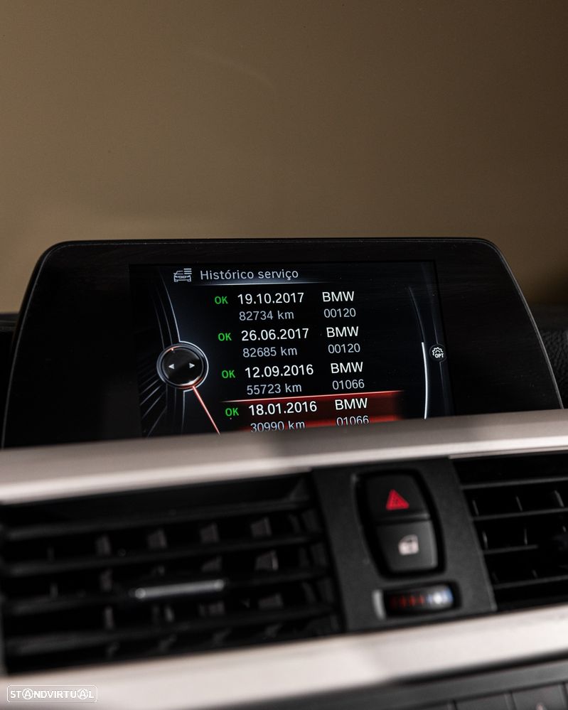 BMW 320 d Pack M - 14