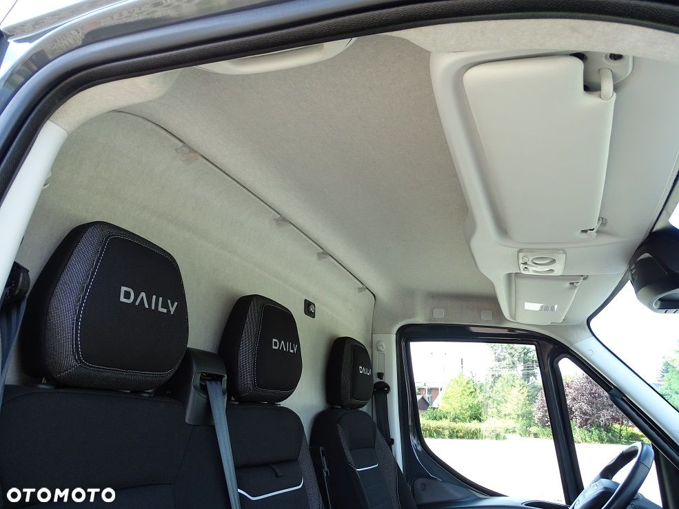 Iveco Daily 35S18 L4H3 3.0 180 Blaszak Furgon UNIKAT!! 77 Tyś.km. JAK NOWY!! Salon PL 1 Wł.!! - 30