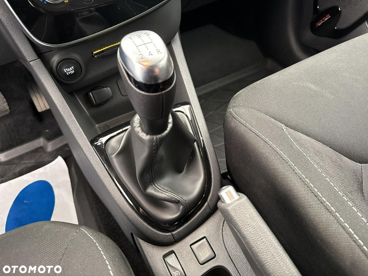 Renault Clio - 16
