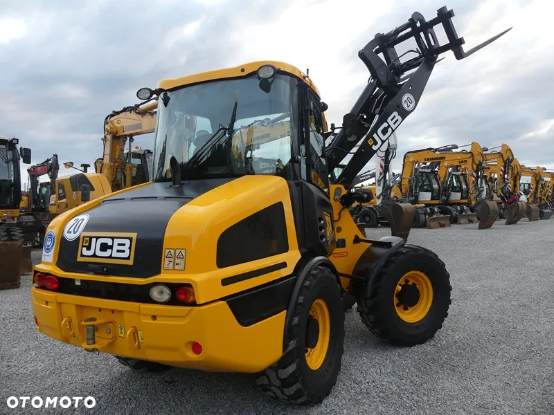 JCB 407 T4 z Niemiec / 2790mtg / BEZ DPF / - 39