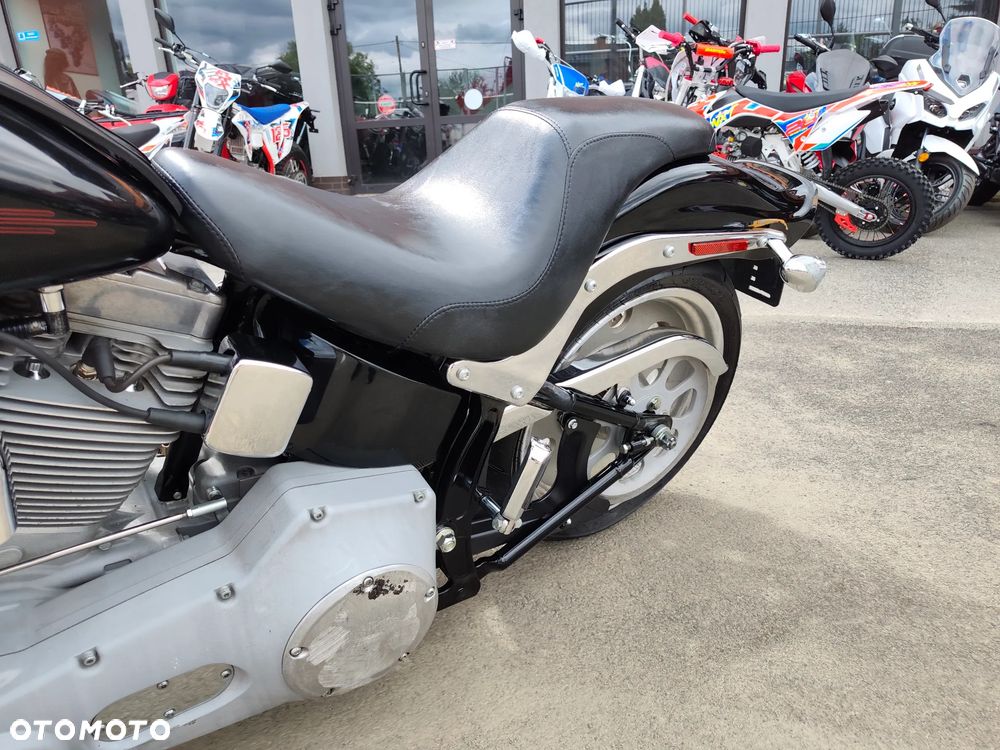 Harley-Davidson Softail Standard - 36