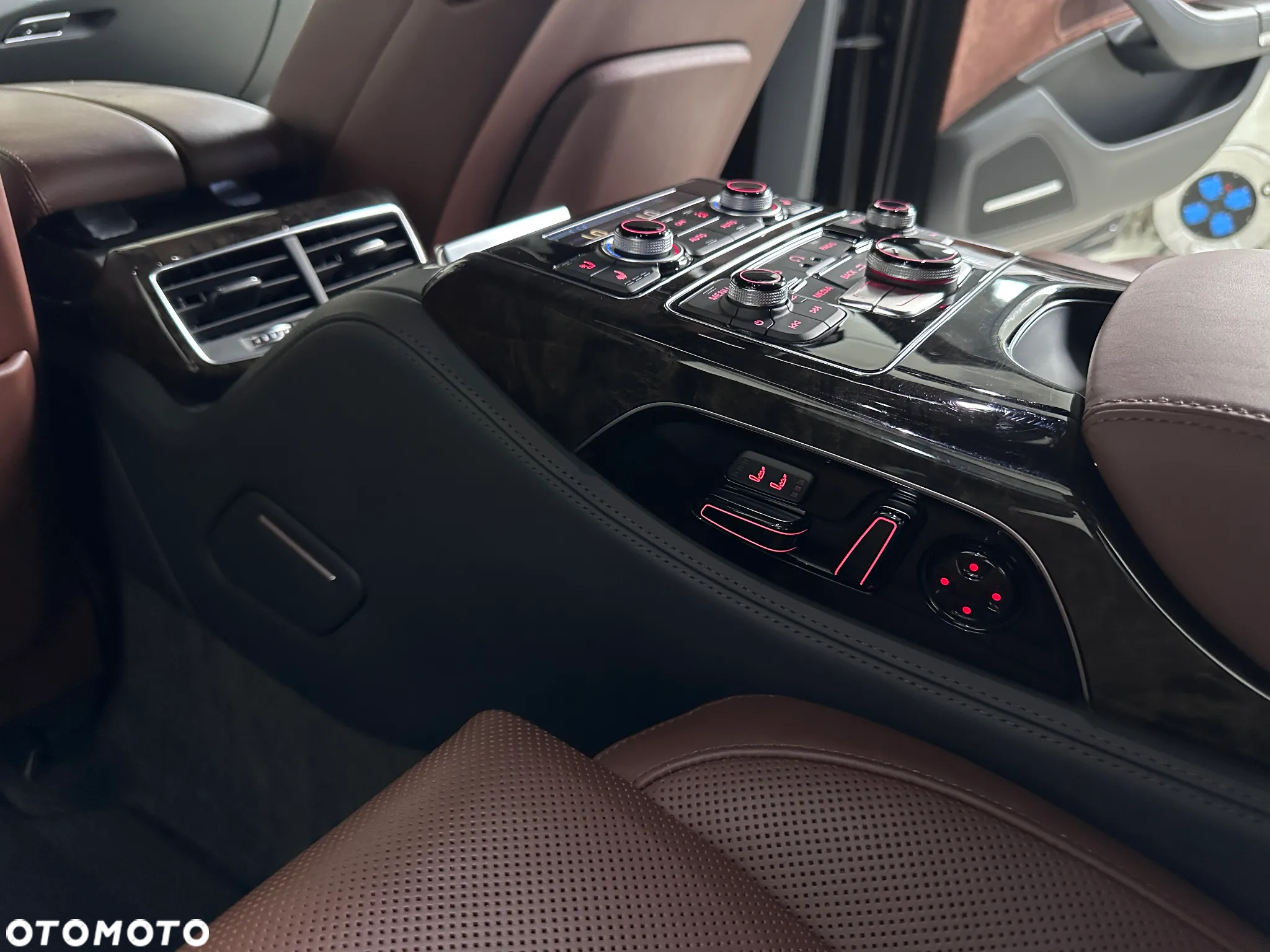 Audi A8 4.2 TDI clean diesel L Quattro - 14
