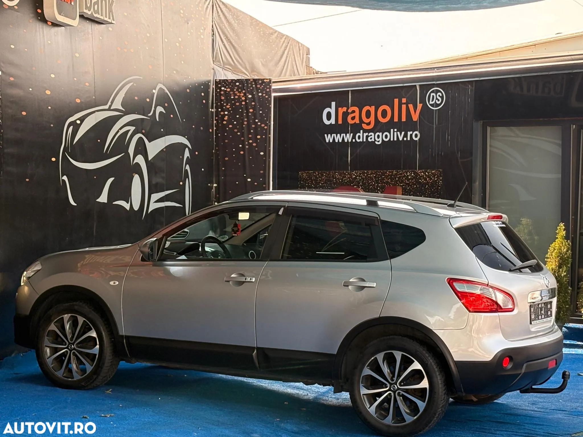 Nissan Qashqai 2.0 DCI 4 x 4 DPF Aut acenta - 4