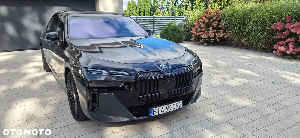 BMW Seria 7 - 30
