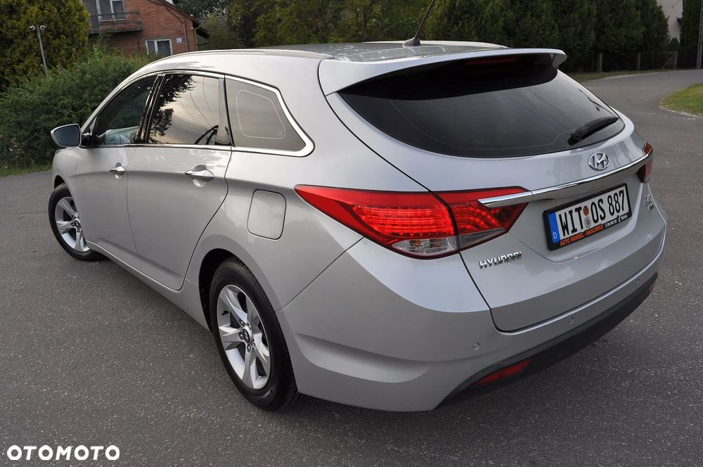 Hyundai i40 i40cw 1.7 CRDi Fifa World Cup Edition - 14