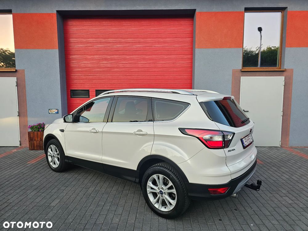 Ford Kuga 2.0 TDCi FWD Titanium - 3