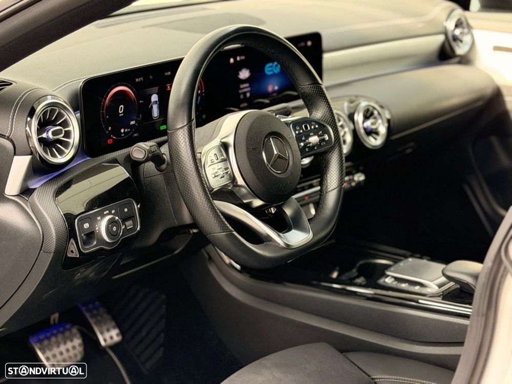 Mercedes-Benz CLA 250 e Shooting Brake AMG Line - 10