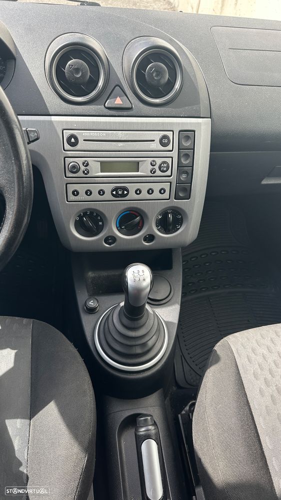 Ford Fiesta 1.4 TDCI X-Trend - 12