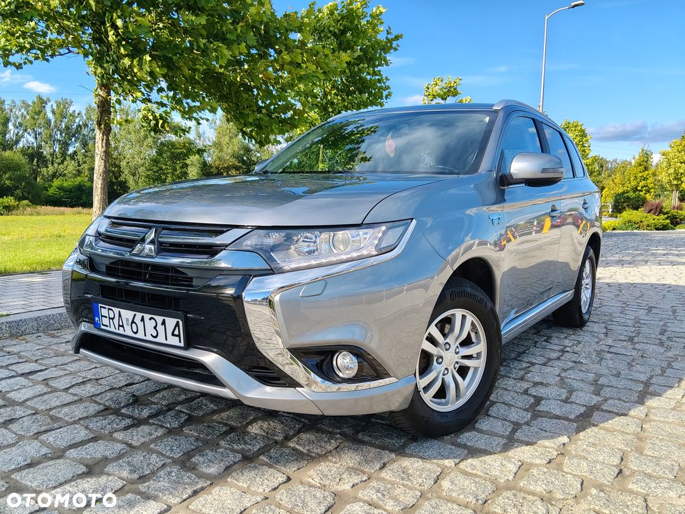Mitsubishi Outlander 2.0 4WD - 3