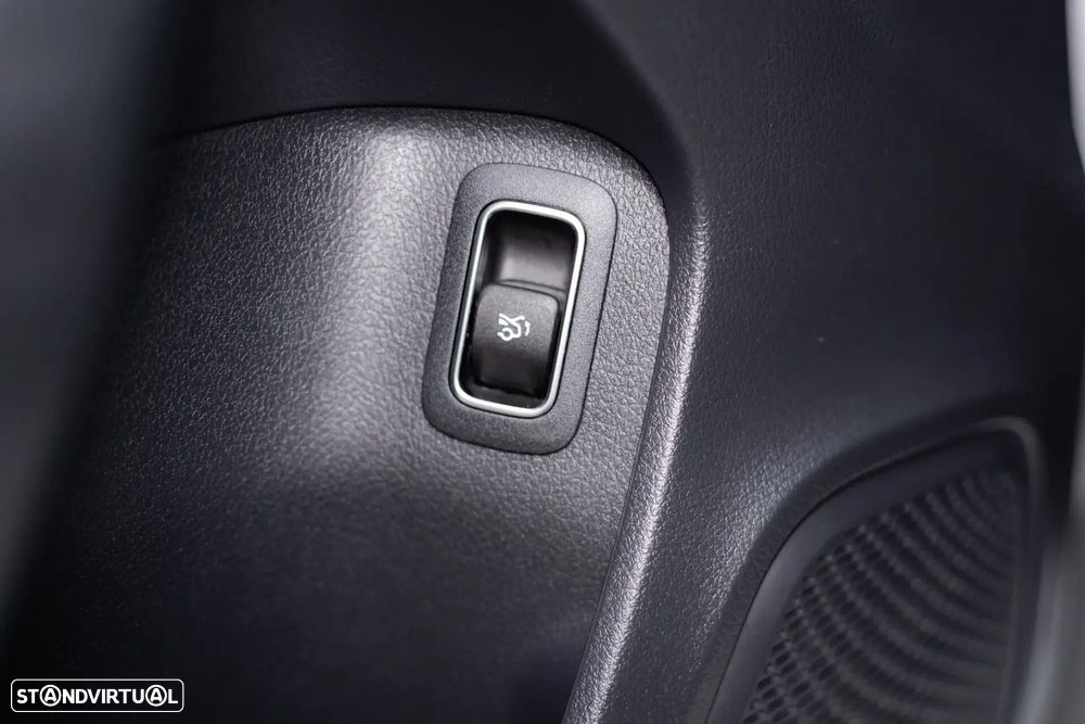 Mercedes-Benz A 180 Limousine - 33