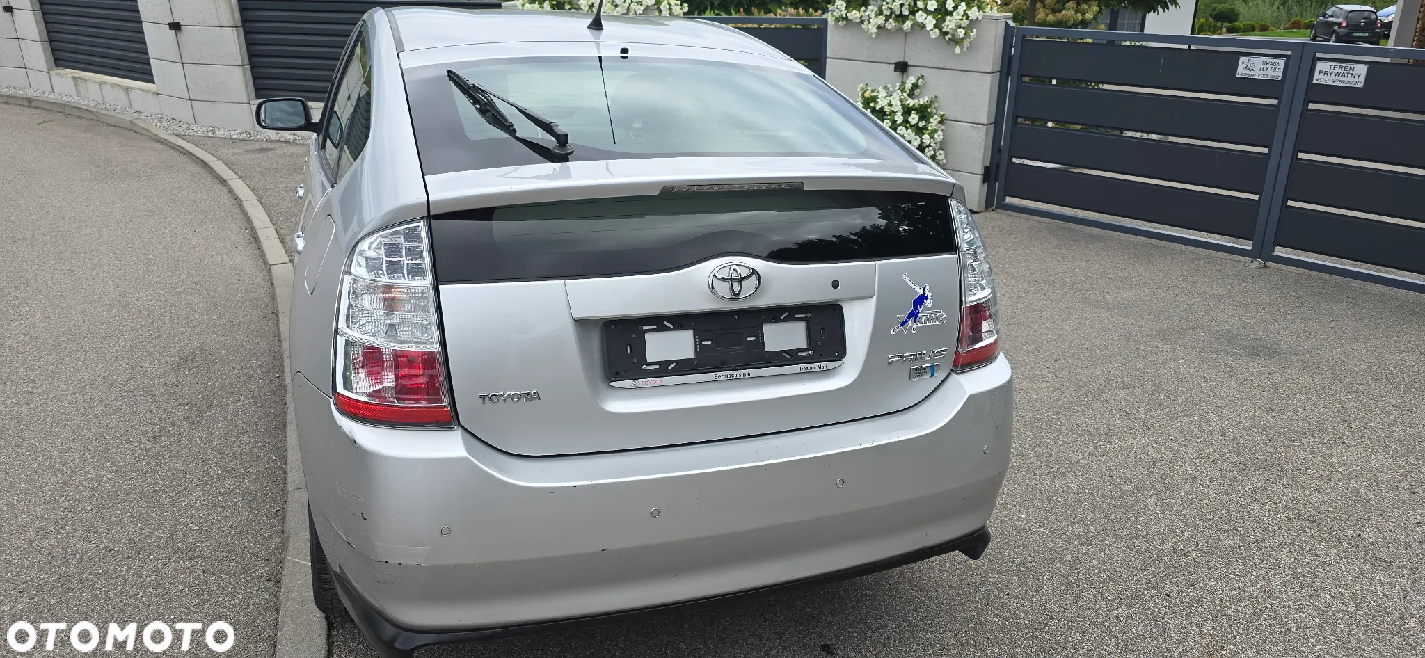 Toyota Prius (Hybrid) Comfort - 13