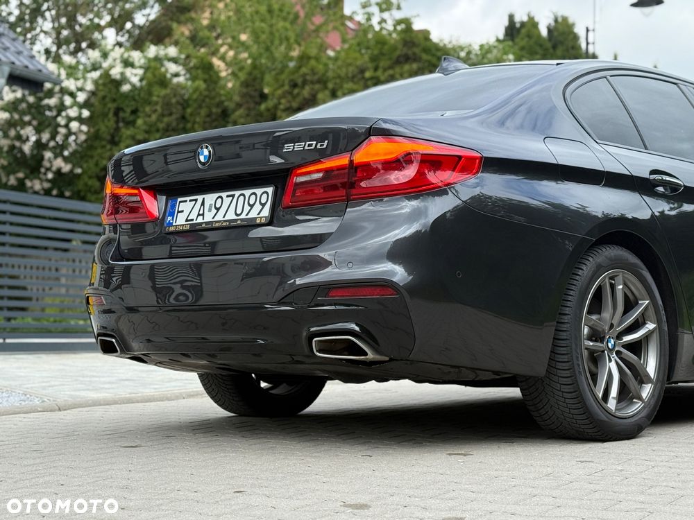 BMW Seria 5 520d M Sport Edition - 17