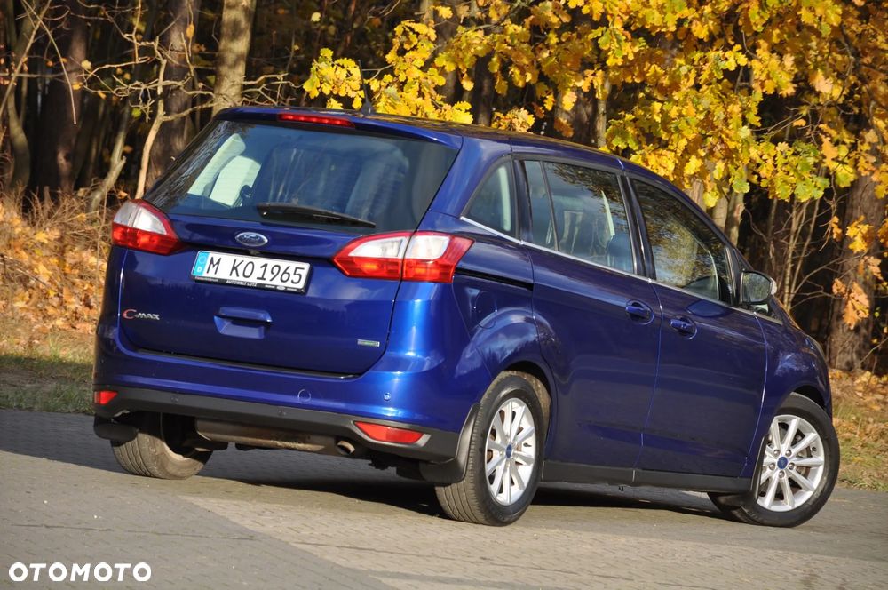 Ford Grand C-MAX - 16