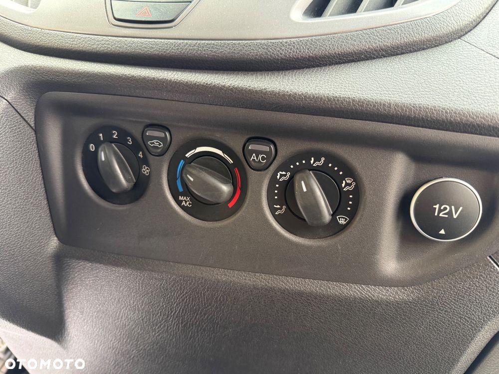 Ford Transit Furgon L2H2  Webasto Hak  FV Vat 23% - 13