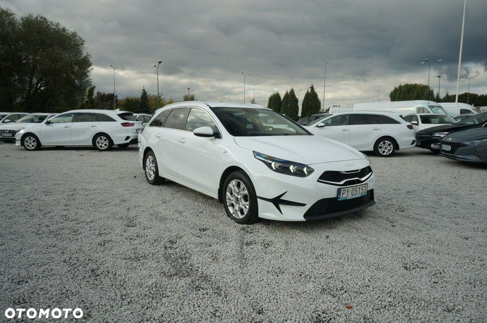 Kia Ceed 1.5 T-GDI M - 4