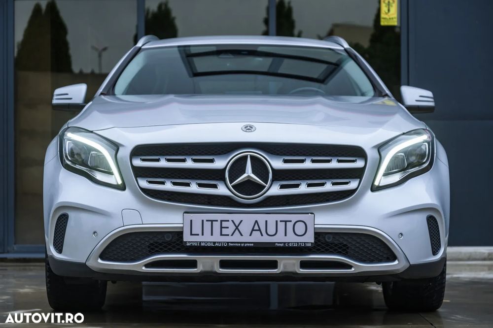 Mercedes-Benz GLA 200 7G-DCT SCORE! - 4