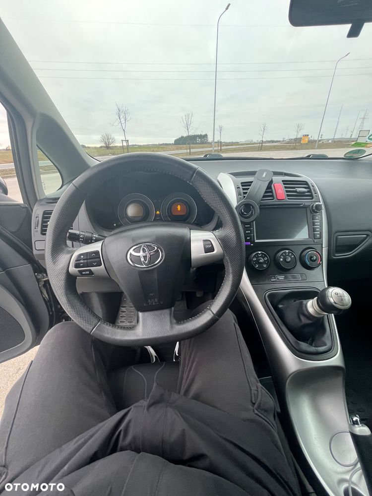 Toyota Auris 1.33 VVT-i - 26