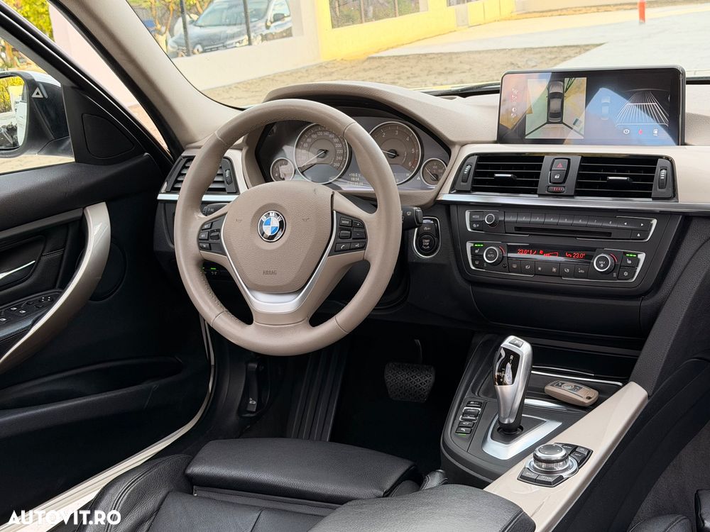 BMW Seria 3 320d Sport-Aut. Blue Performance Modern Line - 12