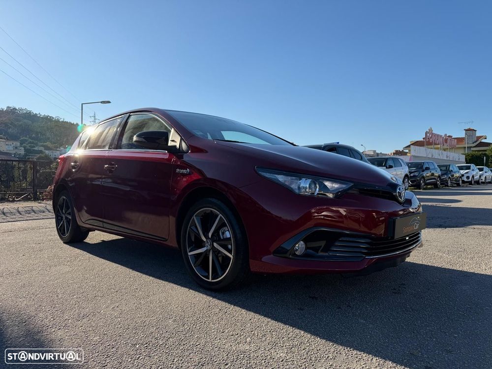 Toyota Auris 1.8 HSD Comfort +P.Sport+Navi - 6