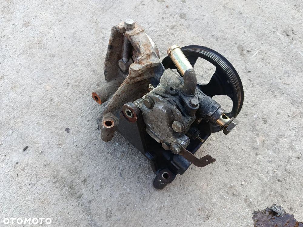 Pompa wspomagania Mitsubishi pajero Pinin 1.8 - 3