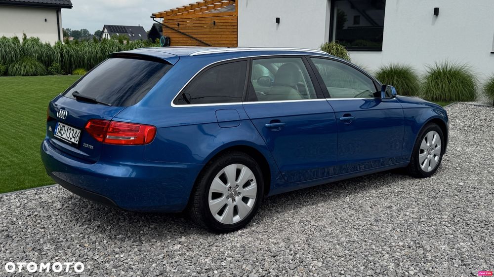 Audi A4 Avant 2.0 TDI DPF Ambiente - 11