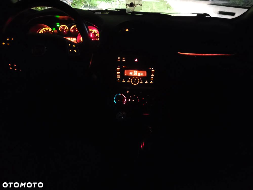 Fiat Punto - 21
