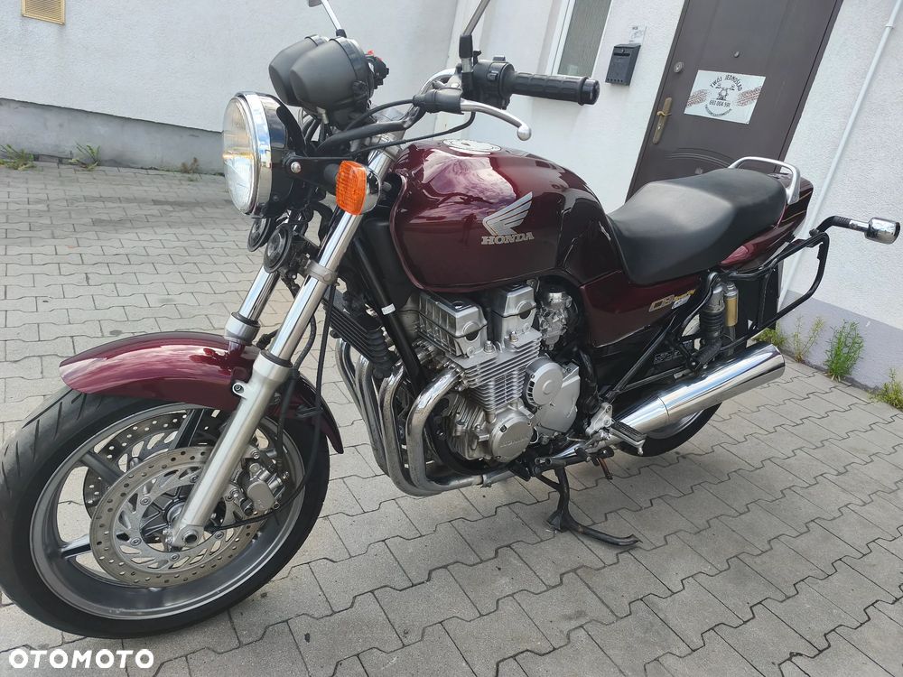 Honda CB - 3