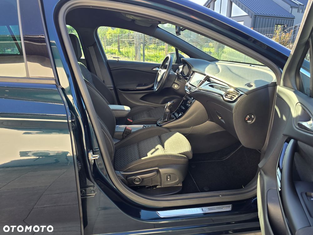 Opel Astra 1.6 Turbo Start/Stop Active - 23