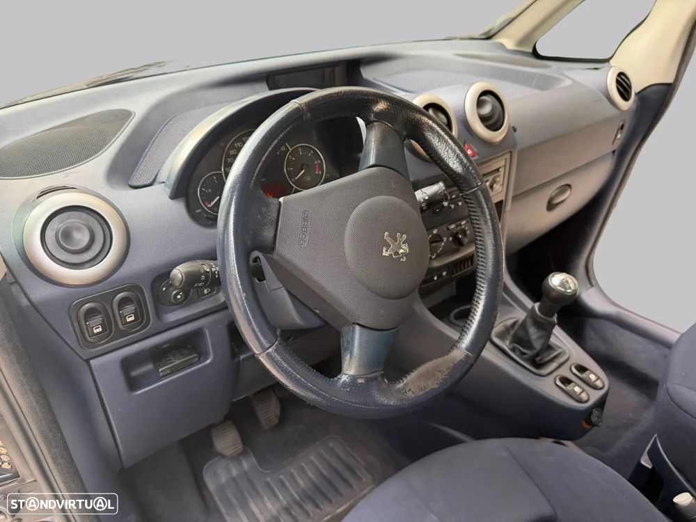 Peugeot 1007 - 8