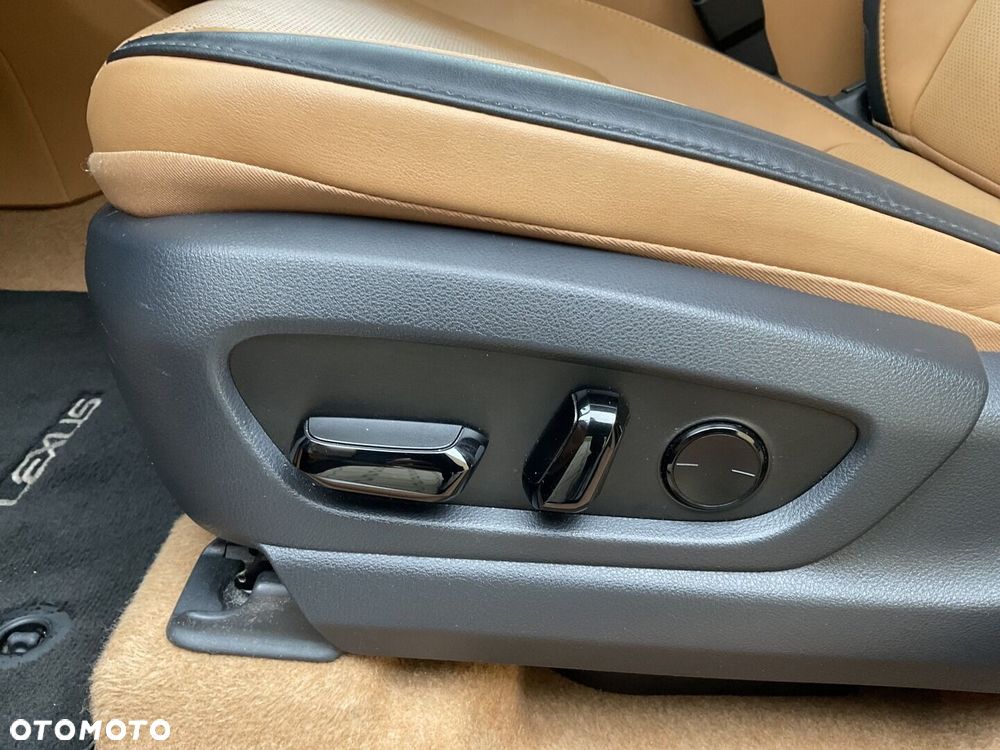 Lexus RZ 450e Prestige DIRECT4 - 21