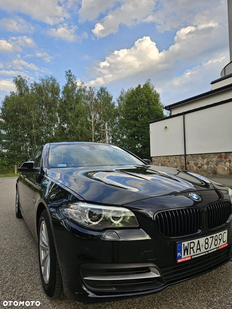 BMW Seria 5 518d - 14