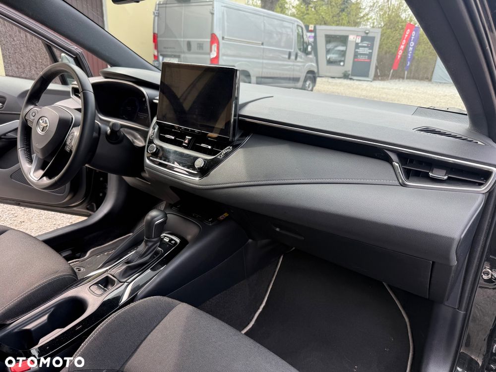 Toyota Corolla 1.8 Hybrid Comfort - 10