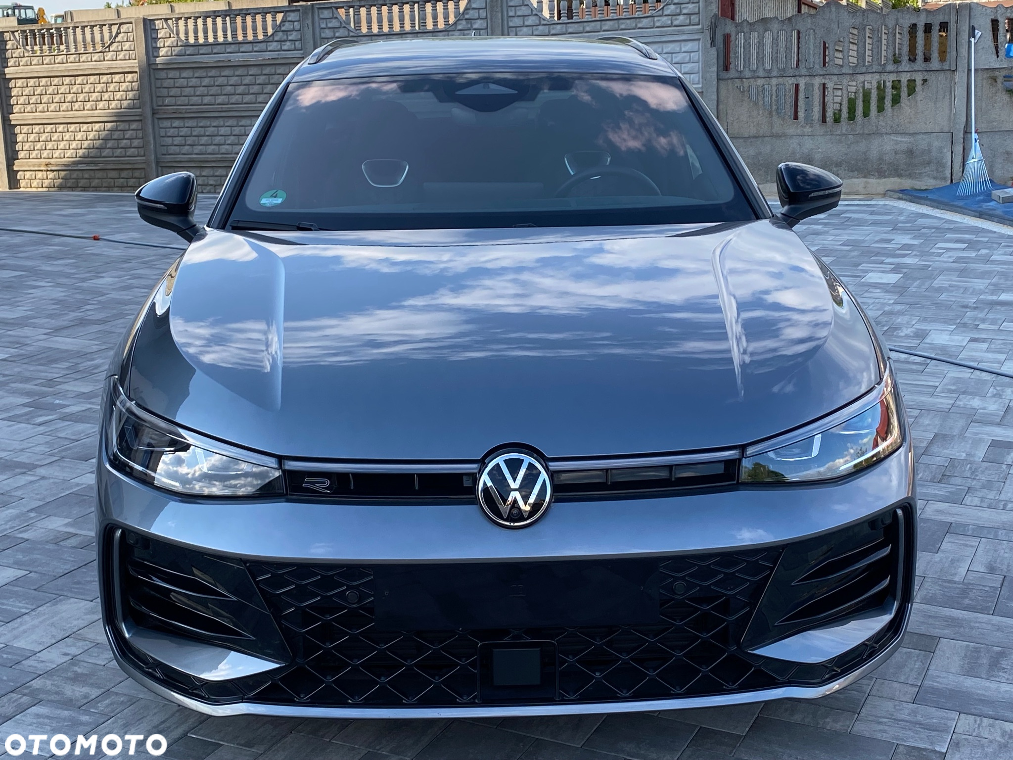 Volkswagen Passat Variant 2.0 TDI SCR DSG R-Line - 5