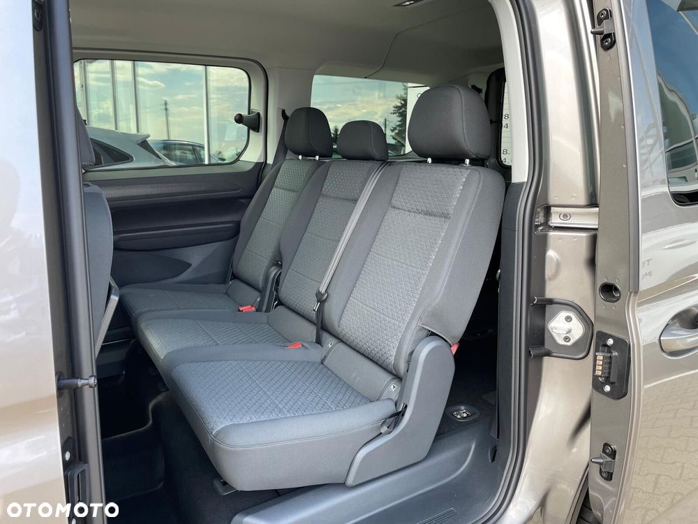 Ford Tourneo Connect - 20