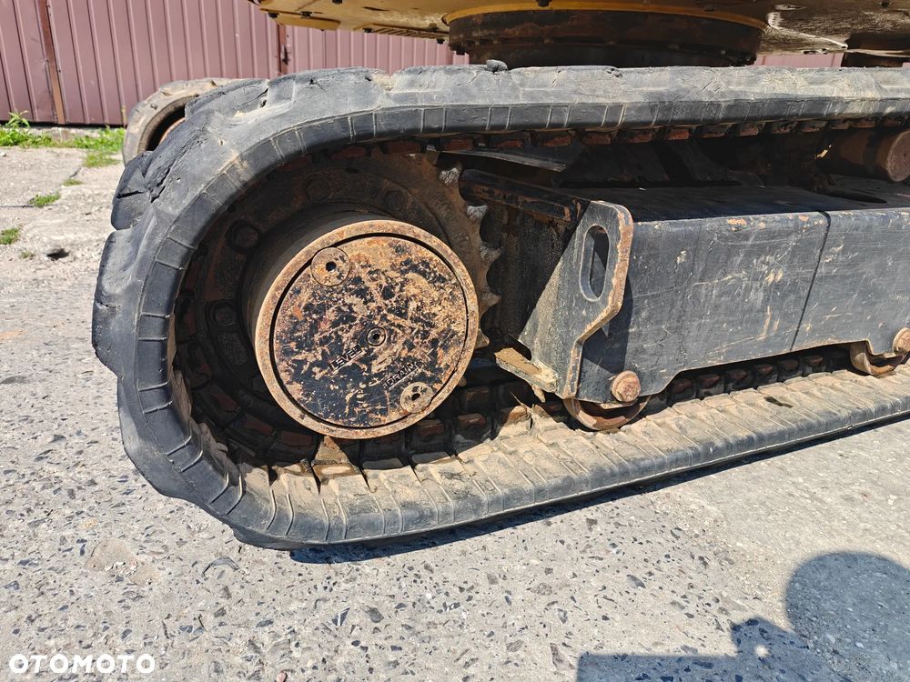 Caterpillar 302.7 - 27