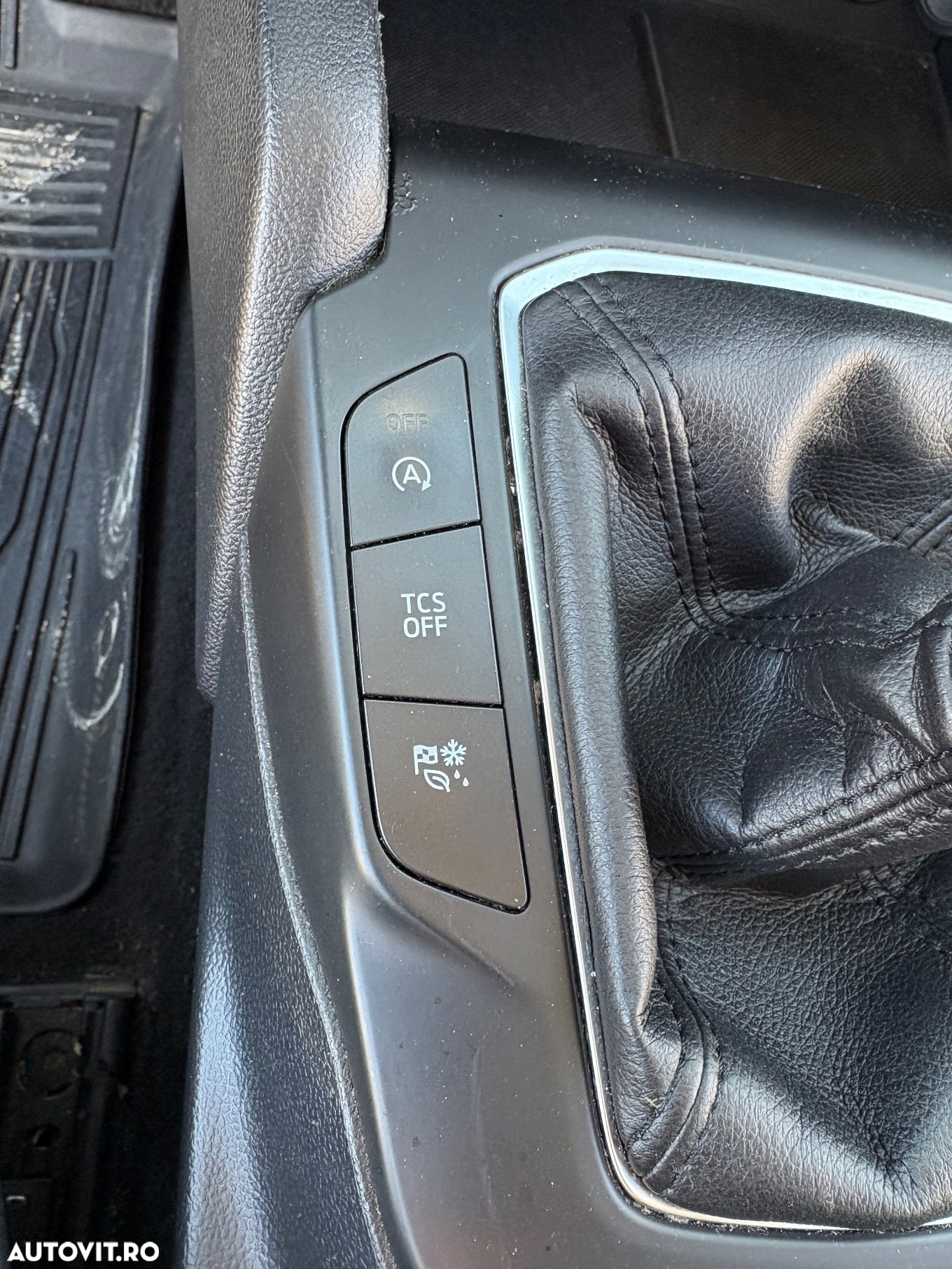 Ford Focus 1.5 EcoBlue Start-Stopp-System TITANIUM - 20