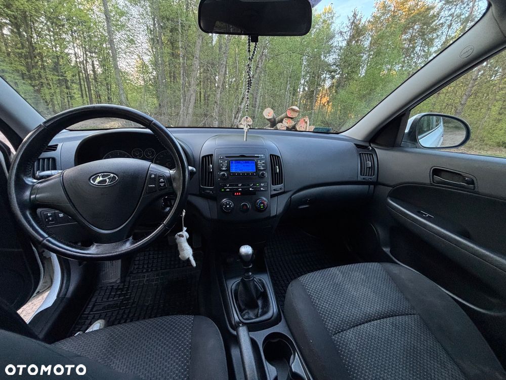 Hyundai i30 1.6 CRDi Classic - 11